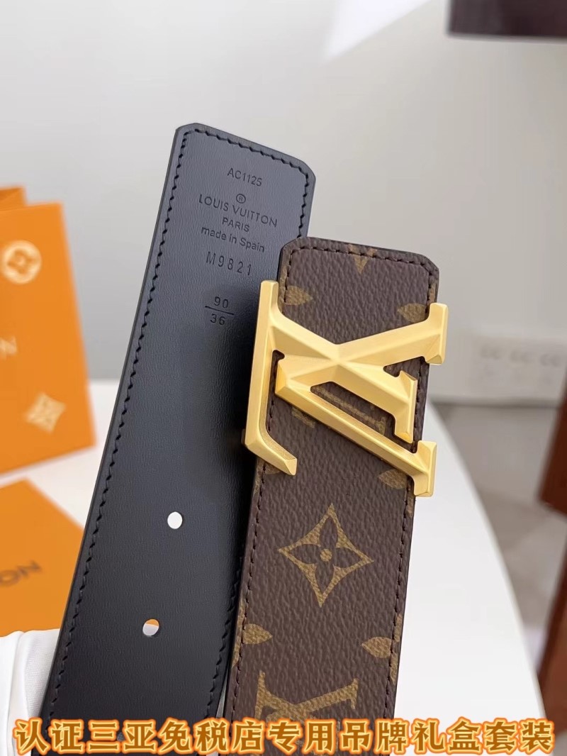 LOUIS VUITTON Belts